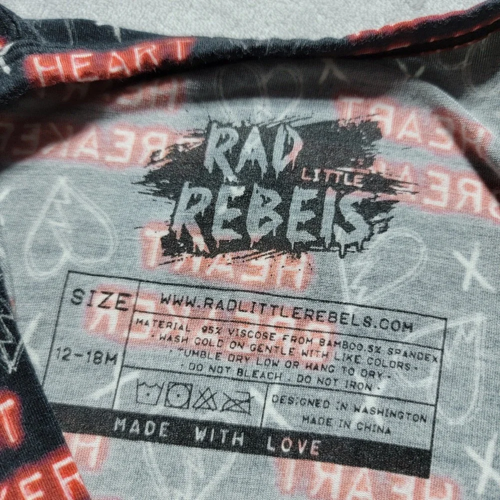 Rad Little Rebels Bamboo 12-18M Heart Breaker Zip Romper‎ Sleeper Black Red